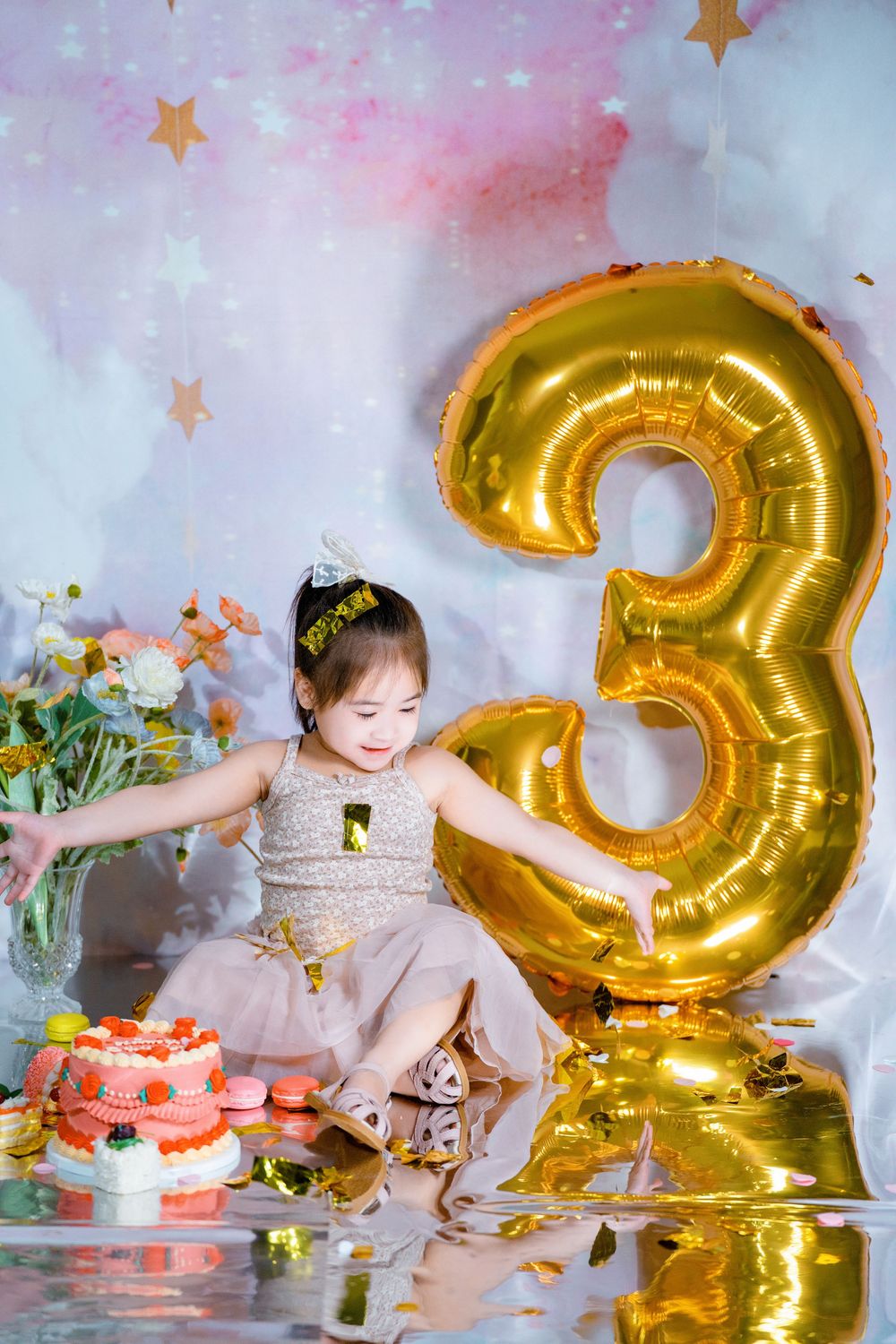 Creative 3rd birthday studio photography and family portraits with an undersea theme, captured by an Auckland kids photographer.