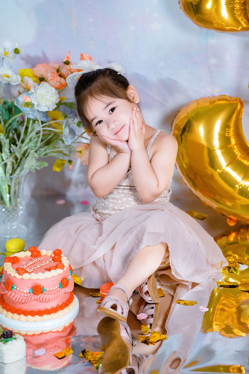 Creative 3rd birthday studio photography and family portraits with an undersea theme, captured by an Auckland kids photographer.