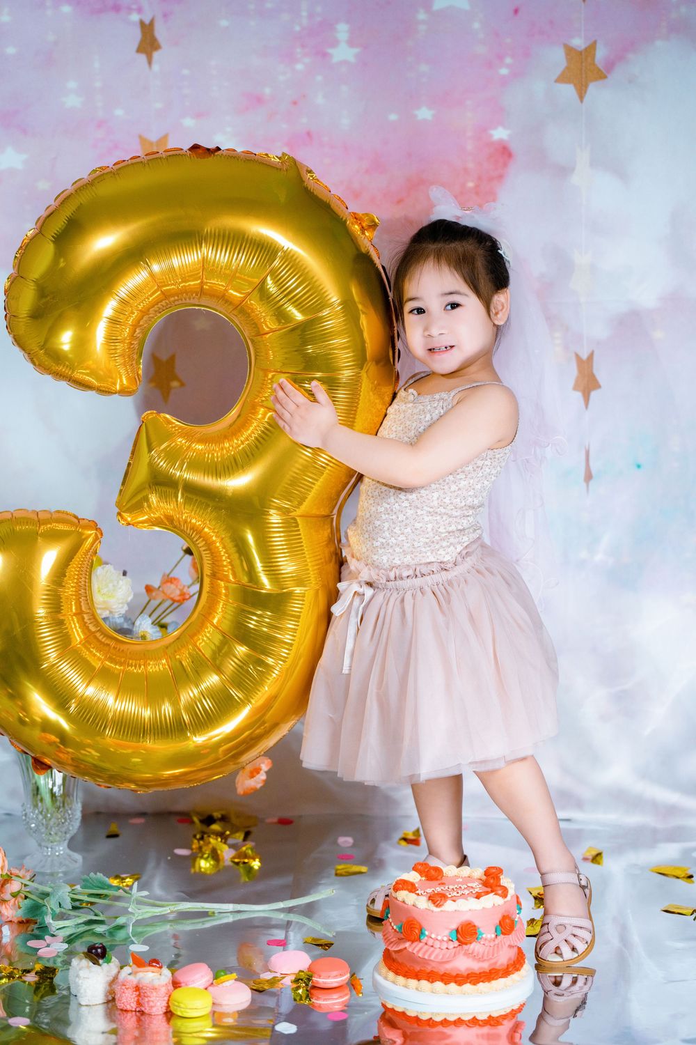 Creative 3rd birthday studio photography and family portraits with an undersea theme, captured by an Auckland kids photographer.