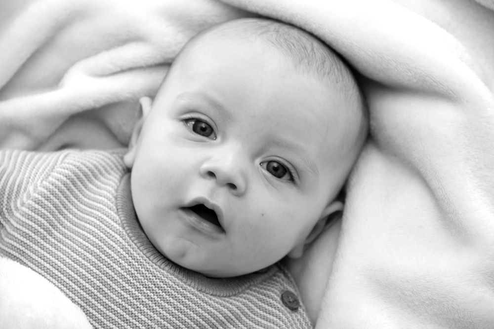 baby led poses