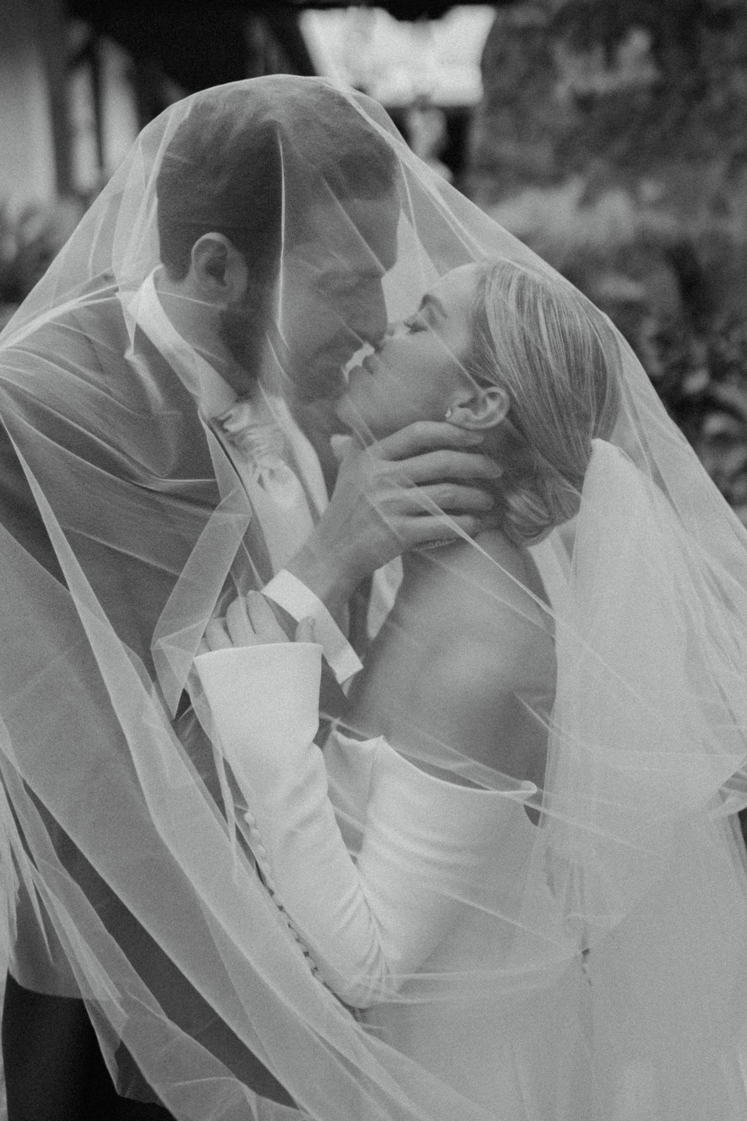 Luxury editorial destination wedding photographer in Antigua Guatemala
