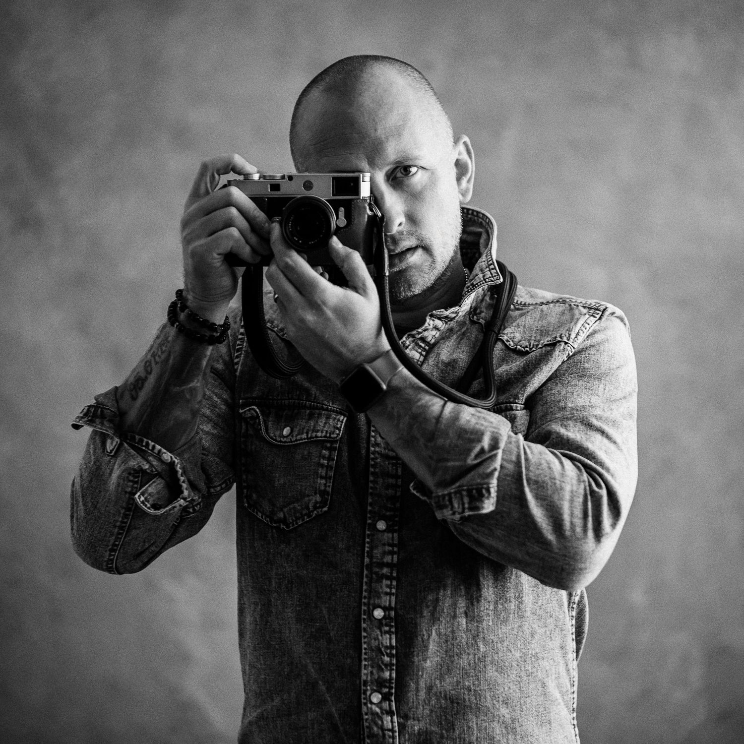 Portret Martin Krystynek, svadobny fotograf,