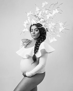 Premier Bonaire photographer Felicia Schuette – maternity, motherhood, boudoir, couples, lifestyle, business, flying dress, mini sessions.