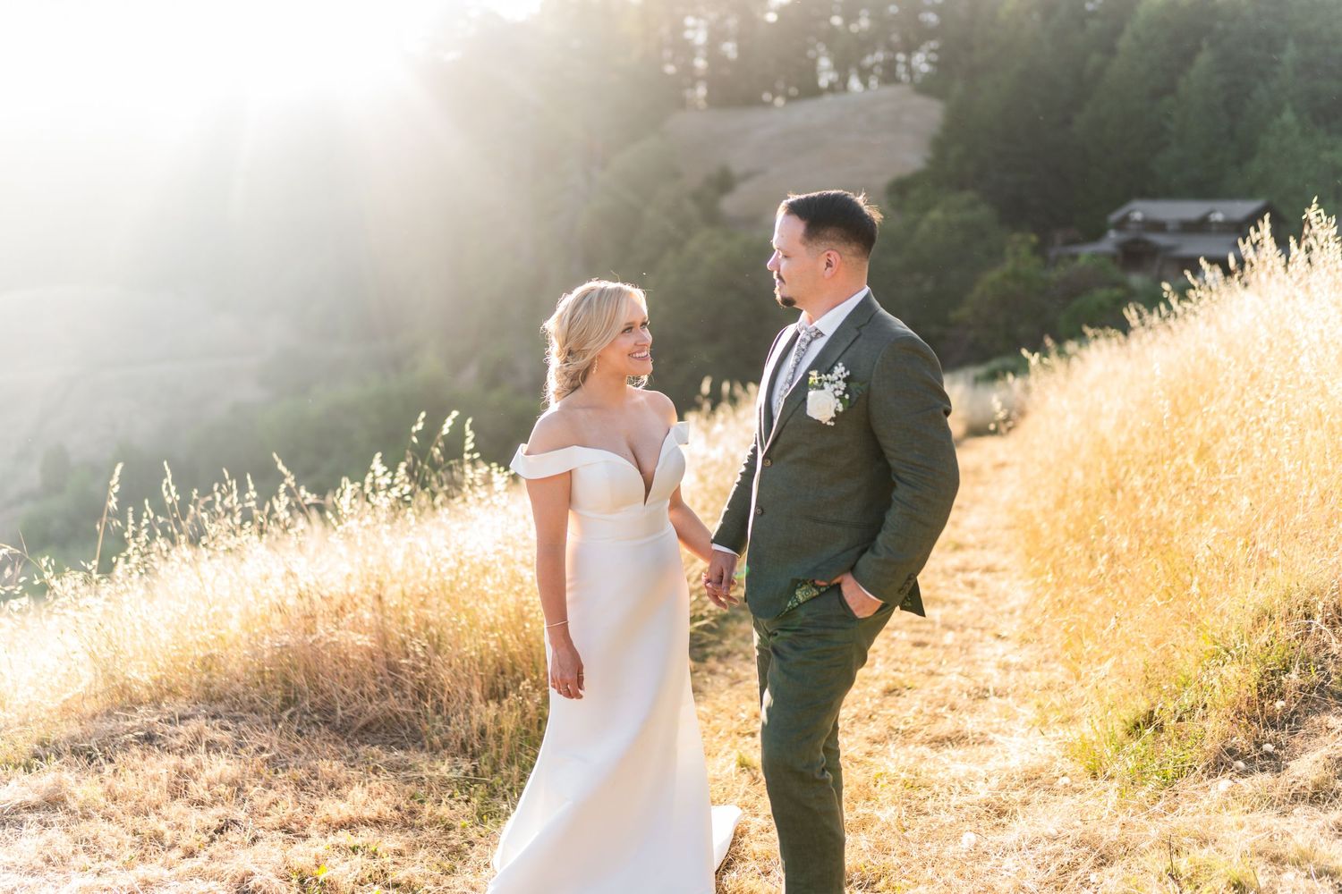Mara + Connor | © Carly Arnwine Photography | Mendocino County | Leonard Lake Reserve | Northern California Wedding