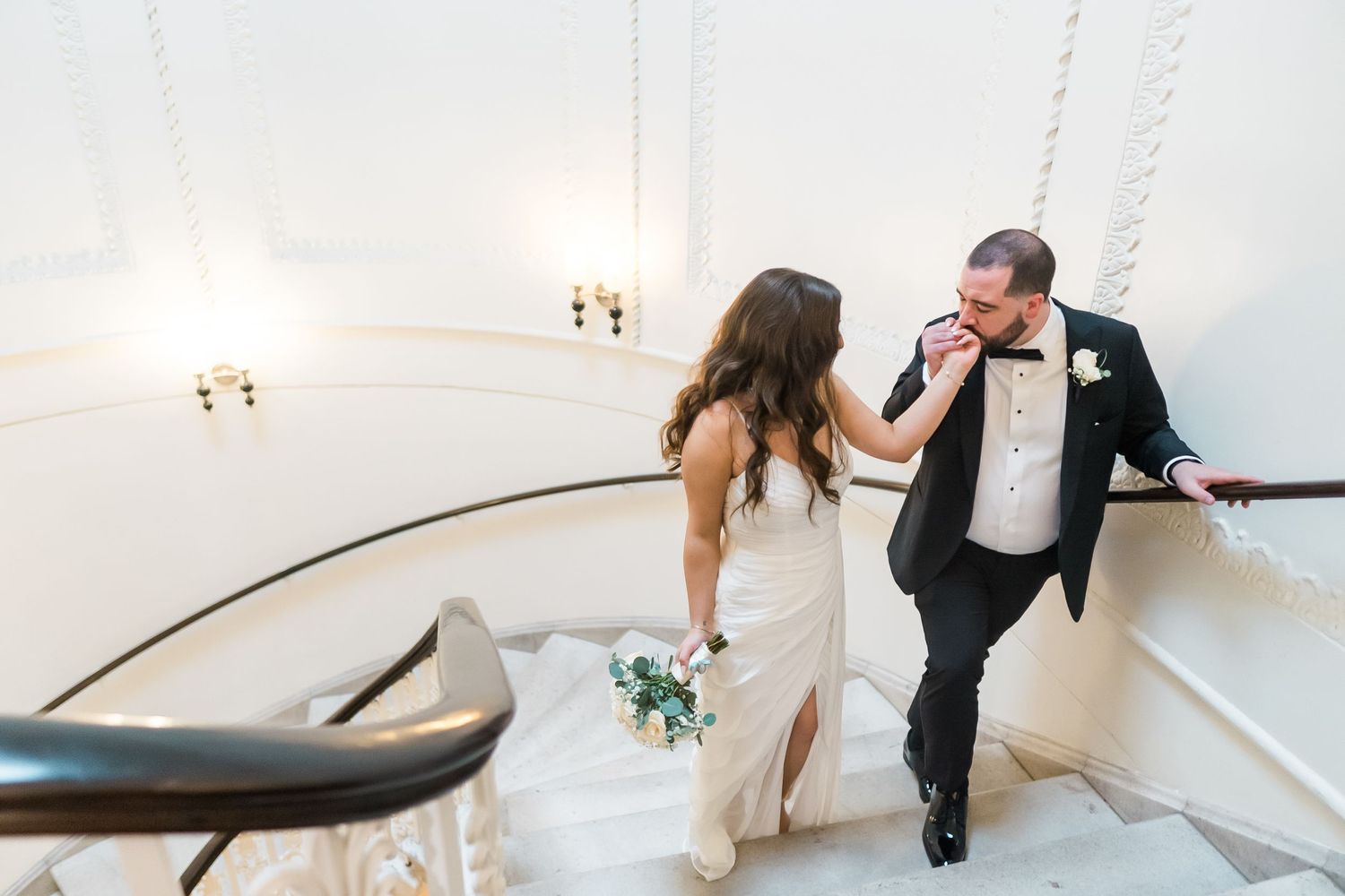 Kristi + EJ | Kimpton Hotel Monaco DC | © Carly Arnwine Photography | Modern Social Events | DJ Mattie Fresh | Le Chateau de Crystale Events