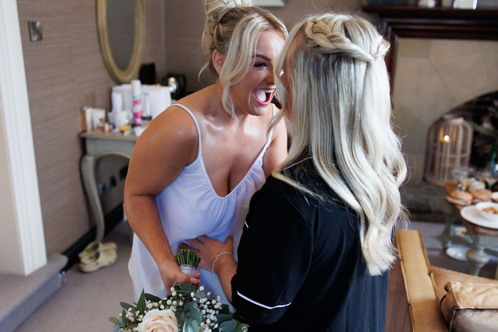 wedding photographer photography sisters getting ready at falcon manor Greater Manchester Tameside
