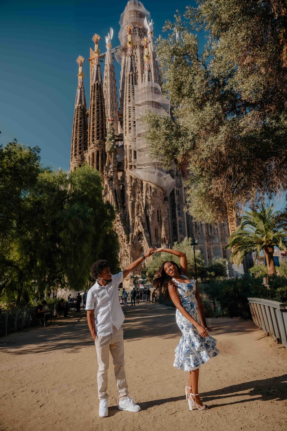 Close up portrait of couple looking away from camera elegant style BarcelonaLoversPH.