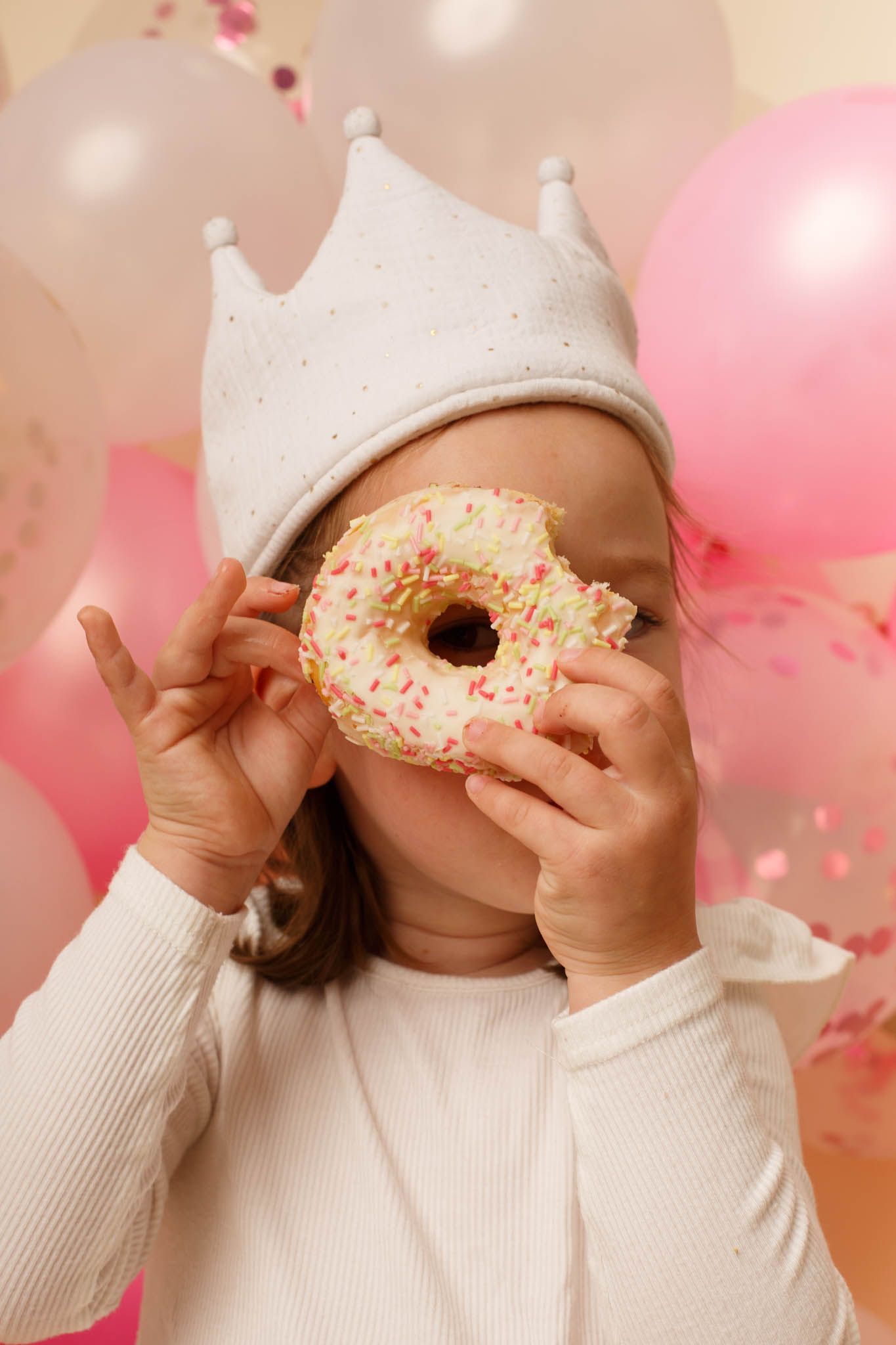 smash cake, fotografía smashcake, fotos de cumpleaños, cumple un añito, su primer añito, fotos de niños en estudio, estudio de fotografía