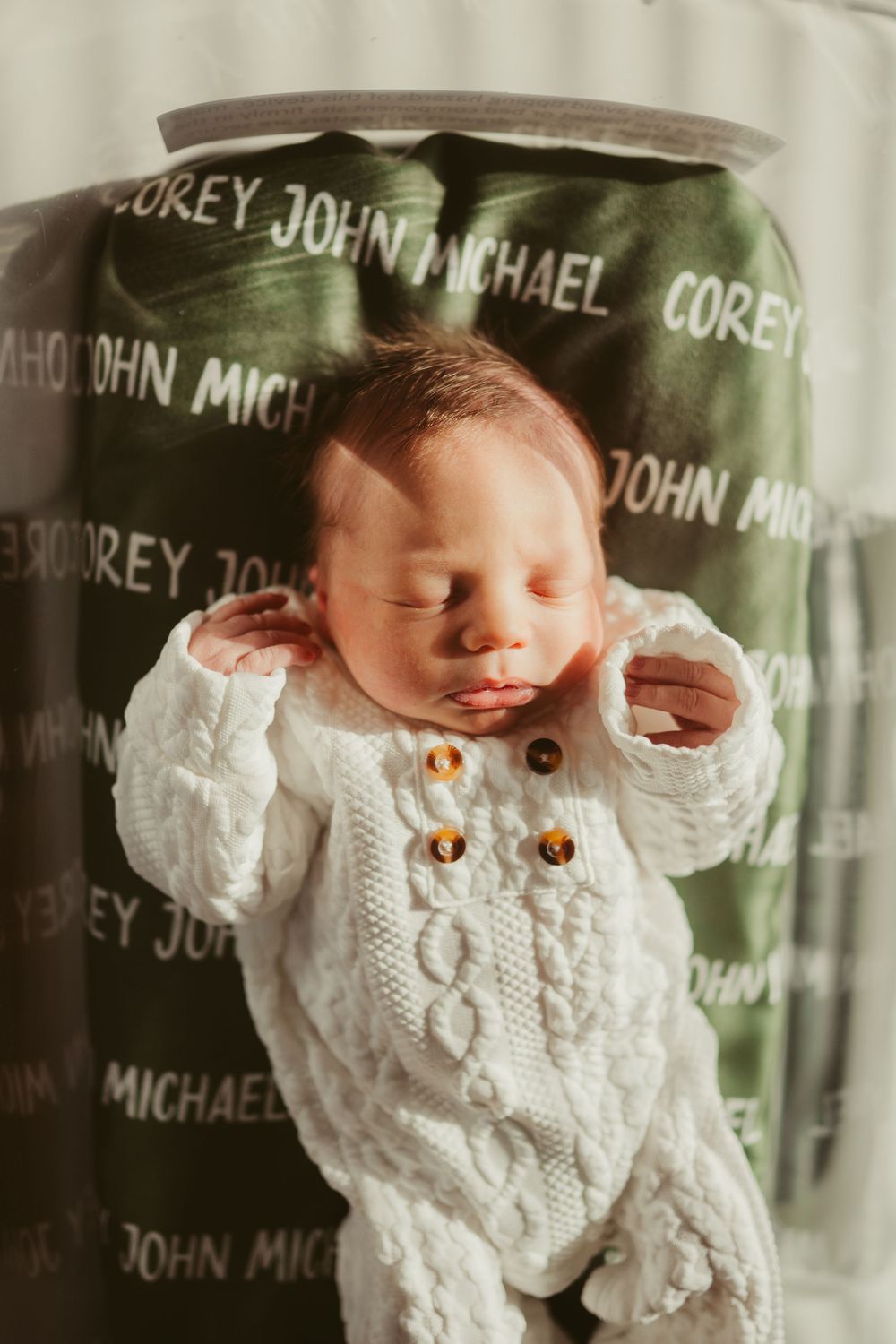 Fresh 48 session by Dayton, Ohio based newborn photographer Disney Magic Photography, serving Beavercreek, Bellbrook, Kettering and more