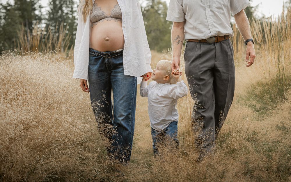 Fotograf i Leksand, Dalarna
Gravidfotografering, familjefotografering, parfotografering, bröllopsfotografering och företagsfotografering