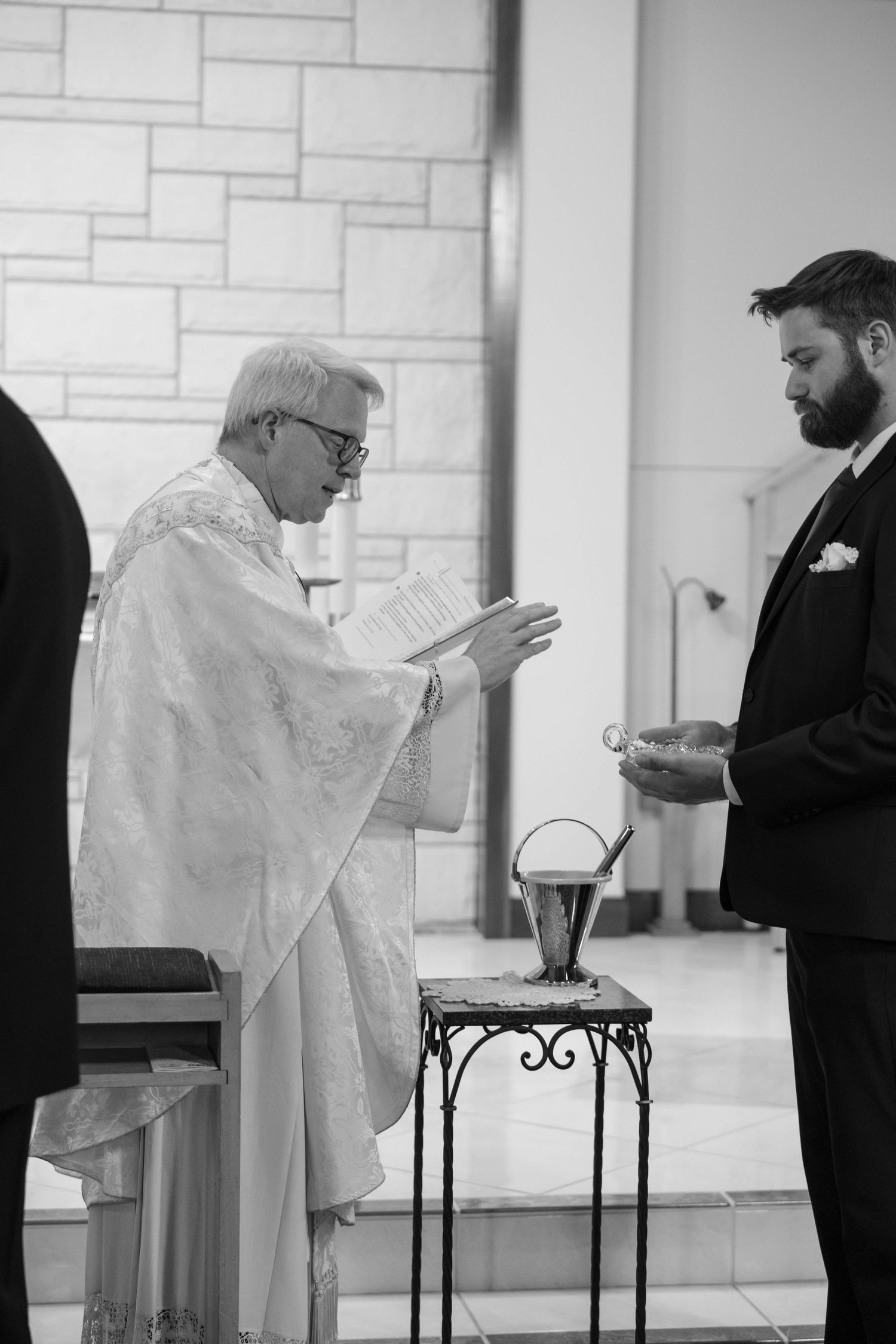 Bride and groom indoor catholic ceremony photos in Frankfort, Illinois