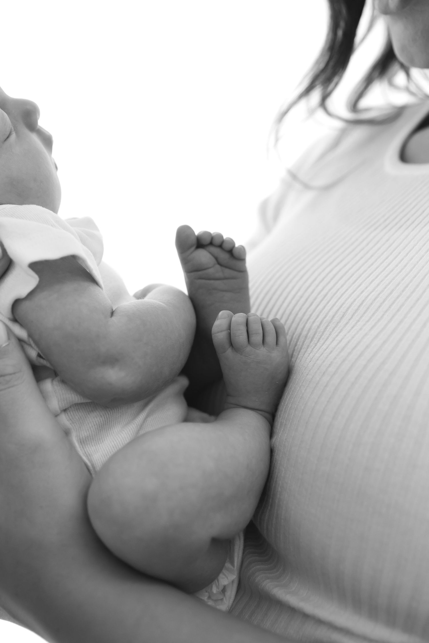 Simple, timeless newborn photography in Nashville Tennessee