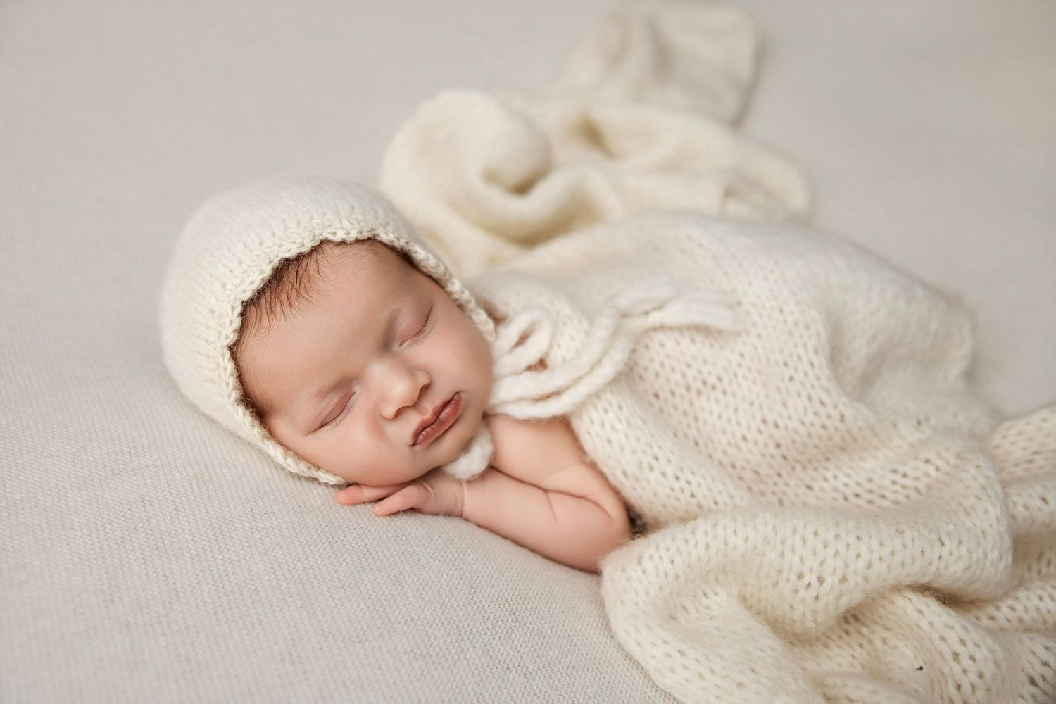 Hendersonville newborn photography studio