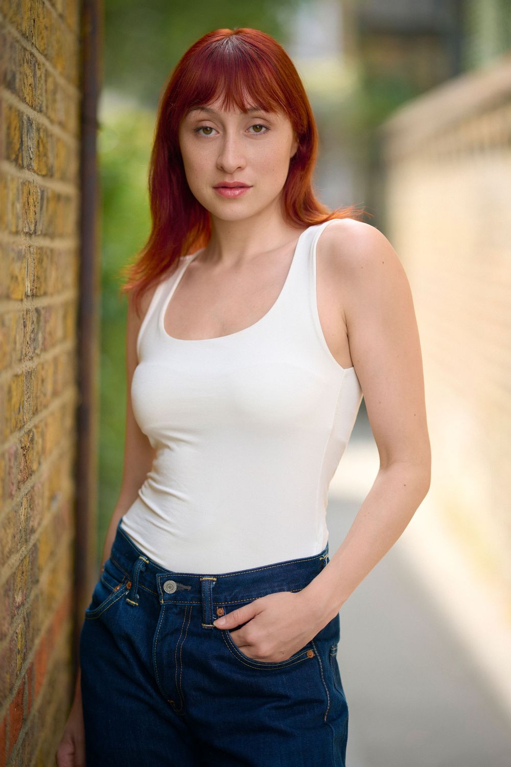 Lifestyle portrait of model Cat Voysey on location