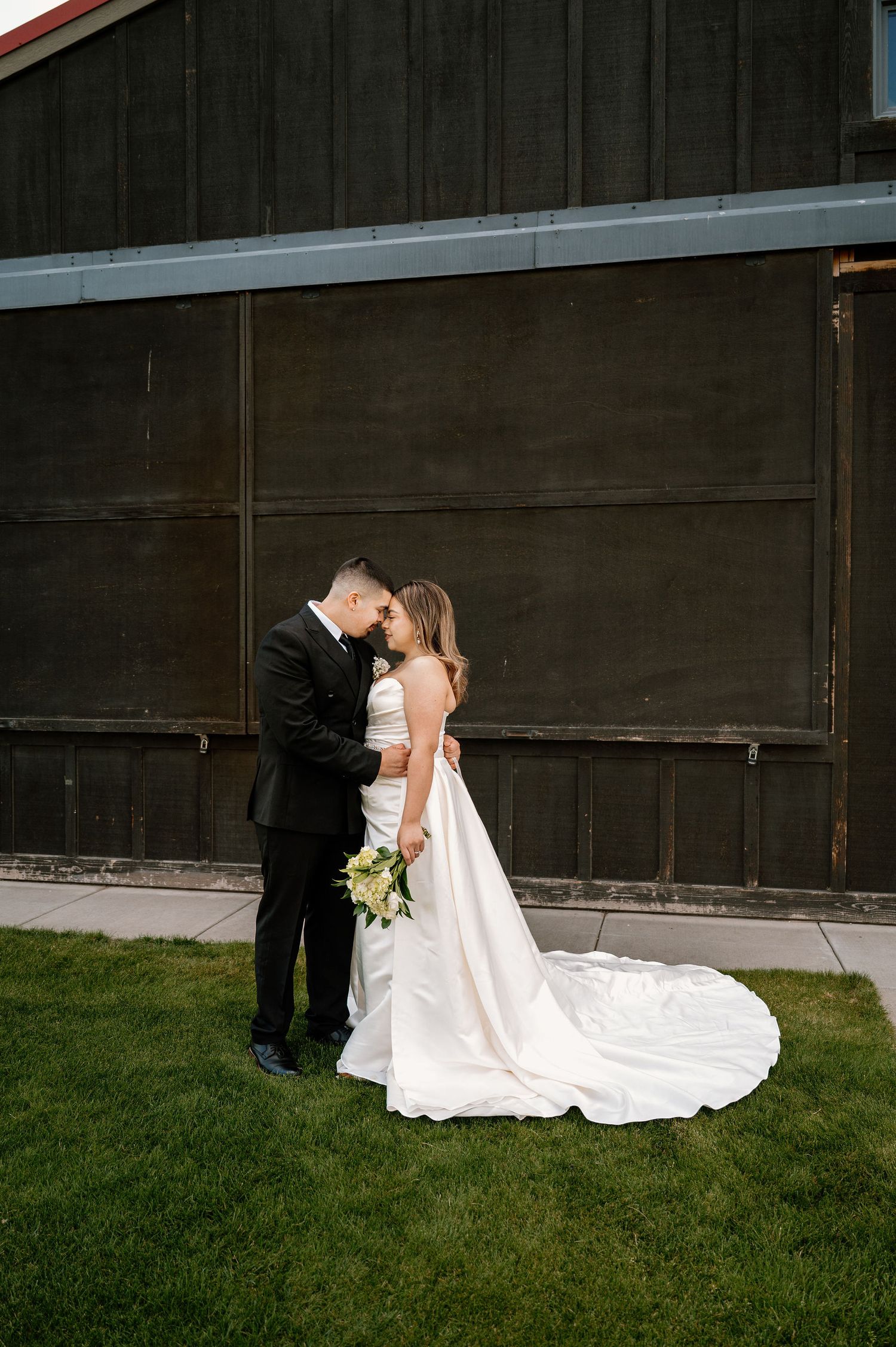 Rustic barn bride and groom photos