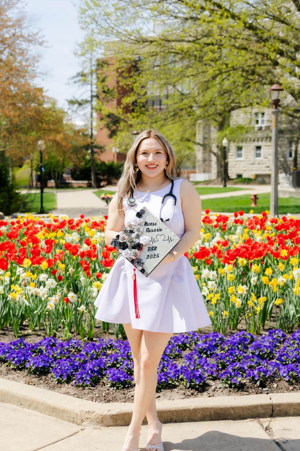Spring outdoor college graduation photos at Illinois State University in Normal, Illinois