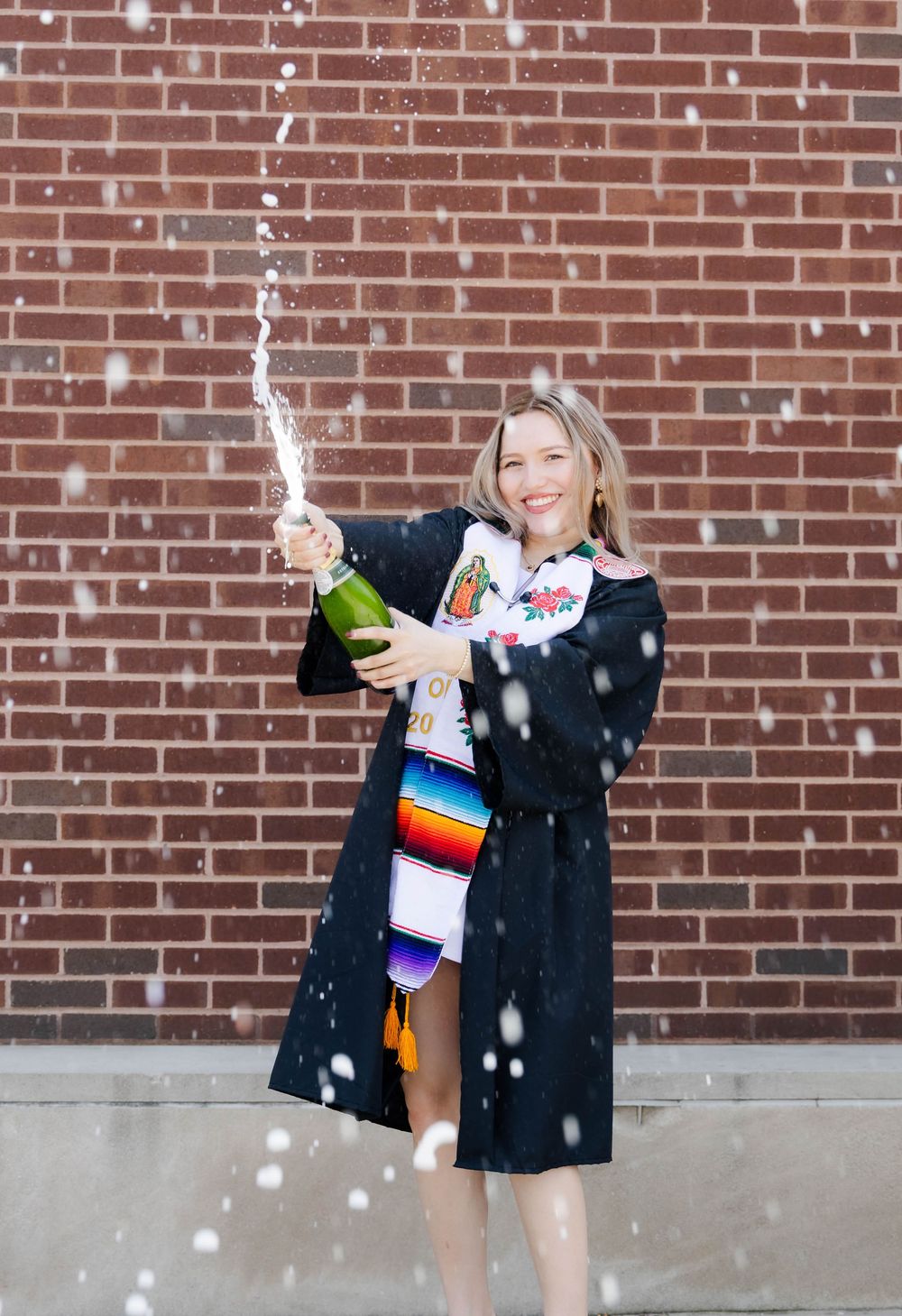 Spring outdoor college graduation photos at Illinois State University in Normal, Illinois
