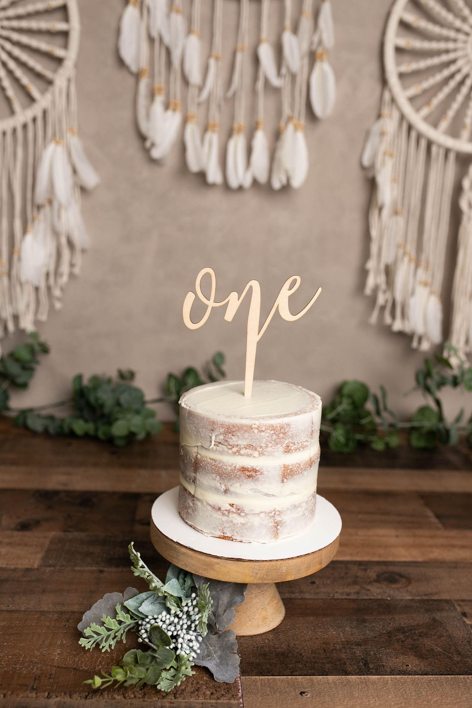 one sign cake smash photo session in north carolina