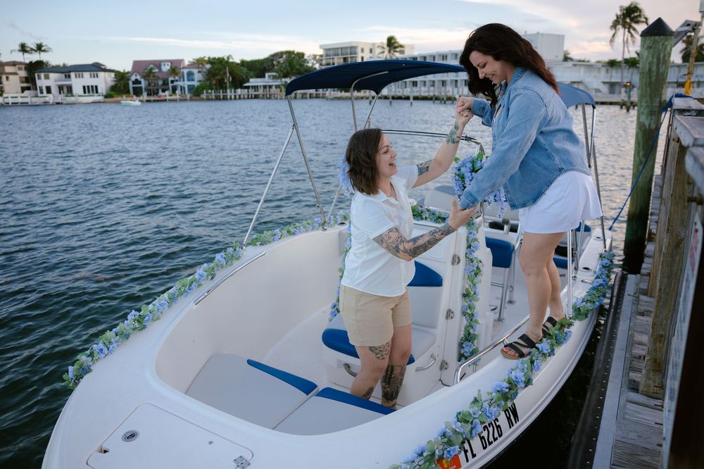 illsboro Lighthouse proposal photos by boat