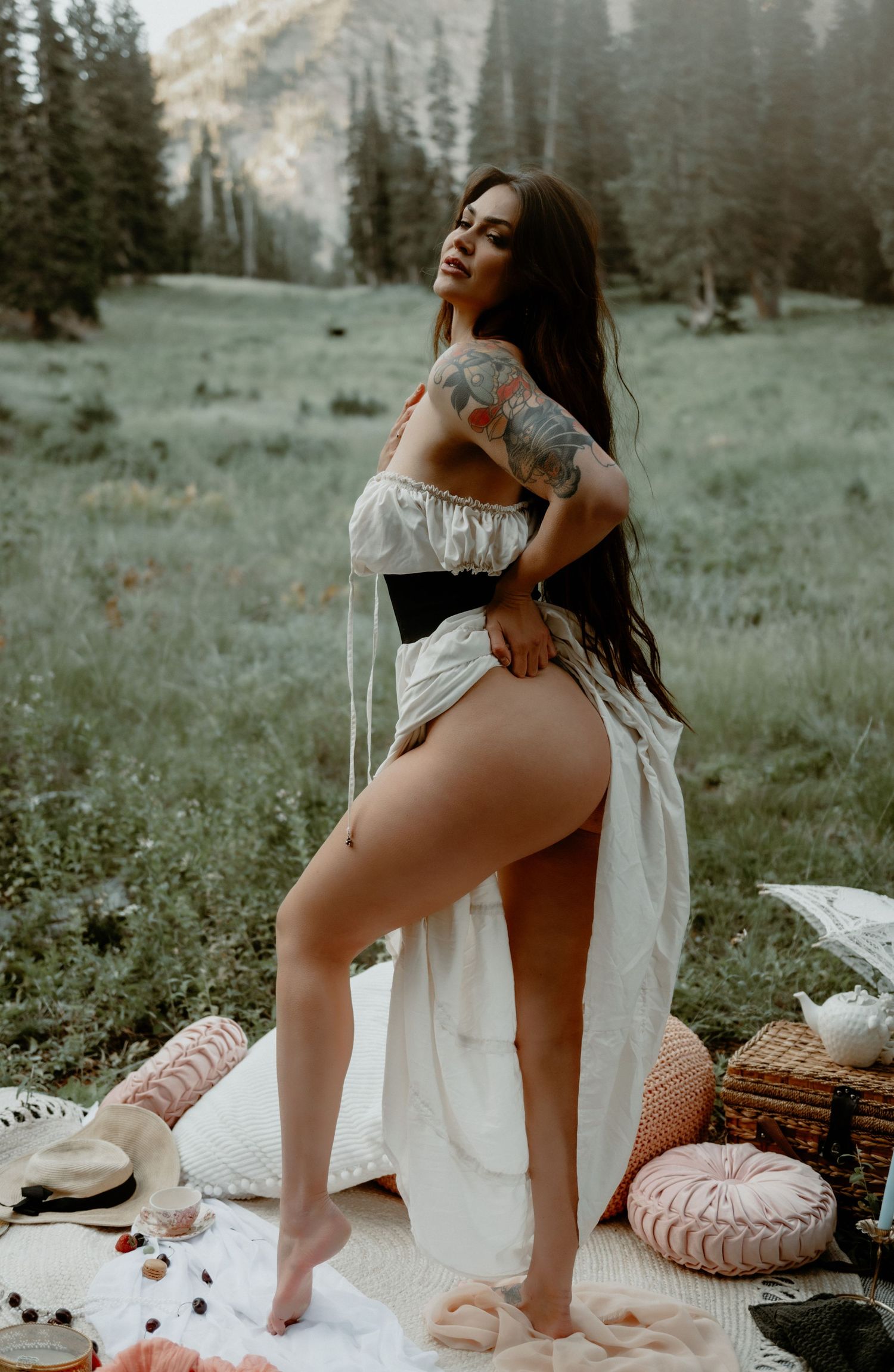 Creative Photoshoot, with picnic and charcuterie board, for Outdoor Boudoir Photoshoot in Salt Lake City Utah.