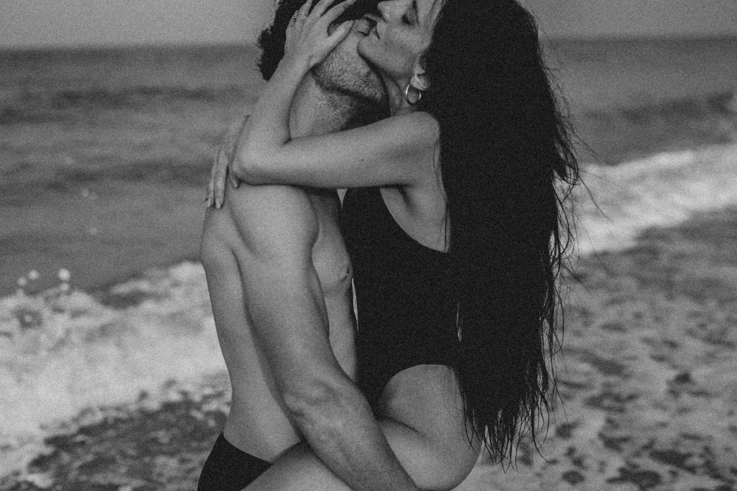 pre-wedding shooting on italian beach