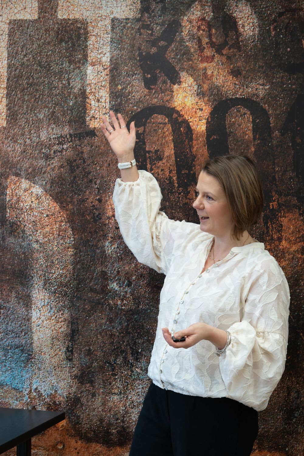 Beth Grayston - Fresh Air Thinking - coach photographed by Jo Fisher from BLOOM Fabulous Photography