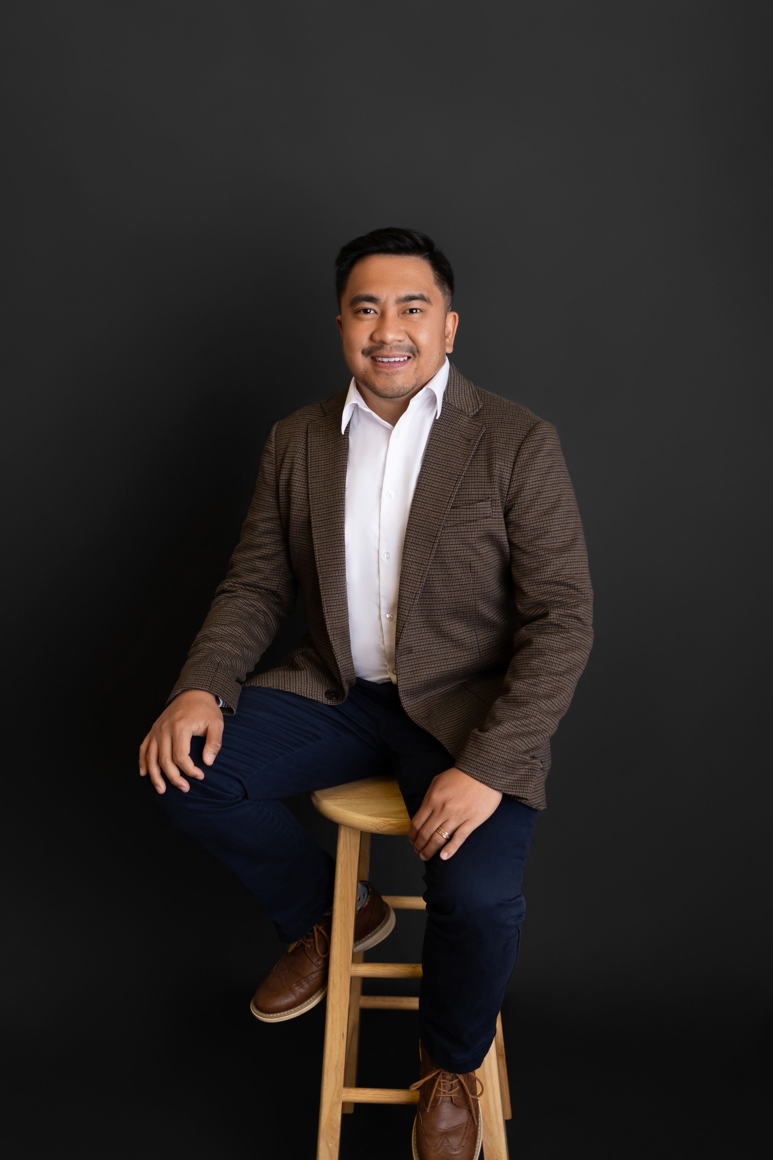 Professional headshot and branding photography session in Newton, NJ – capturing modern, polished, and approachable portraits
