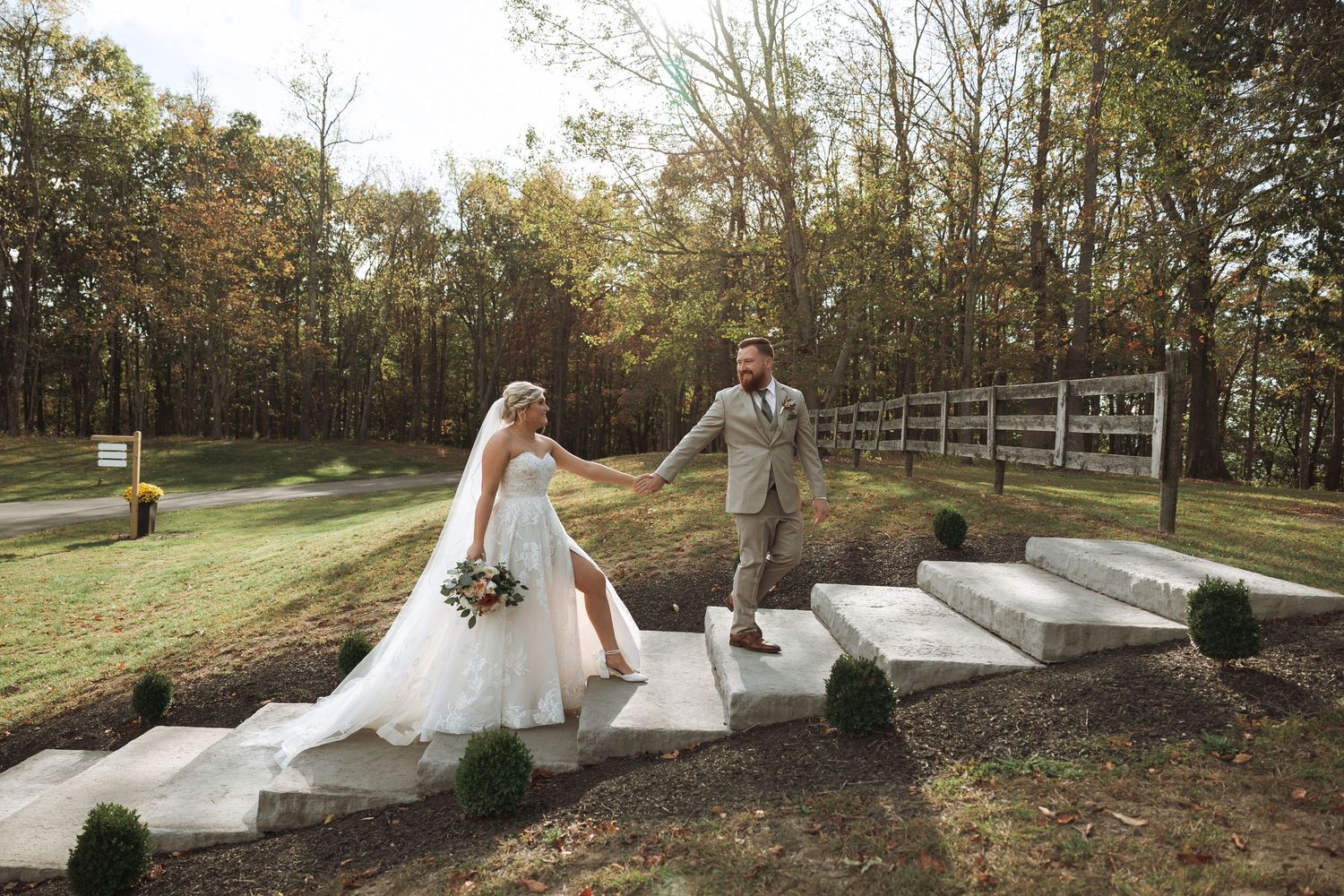 wedding photographer in Altoona, PA, wedding and engagement photography Altoona, Wedding at Lakewood Estates