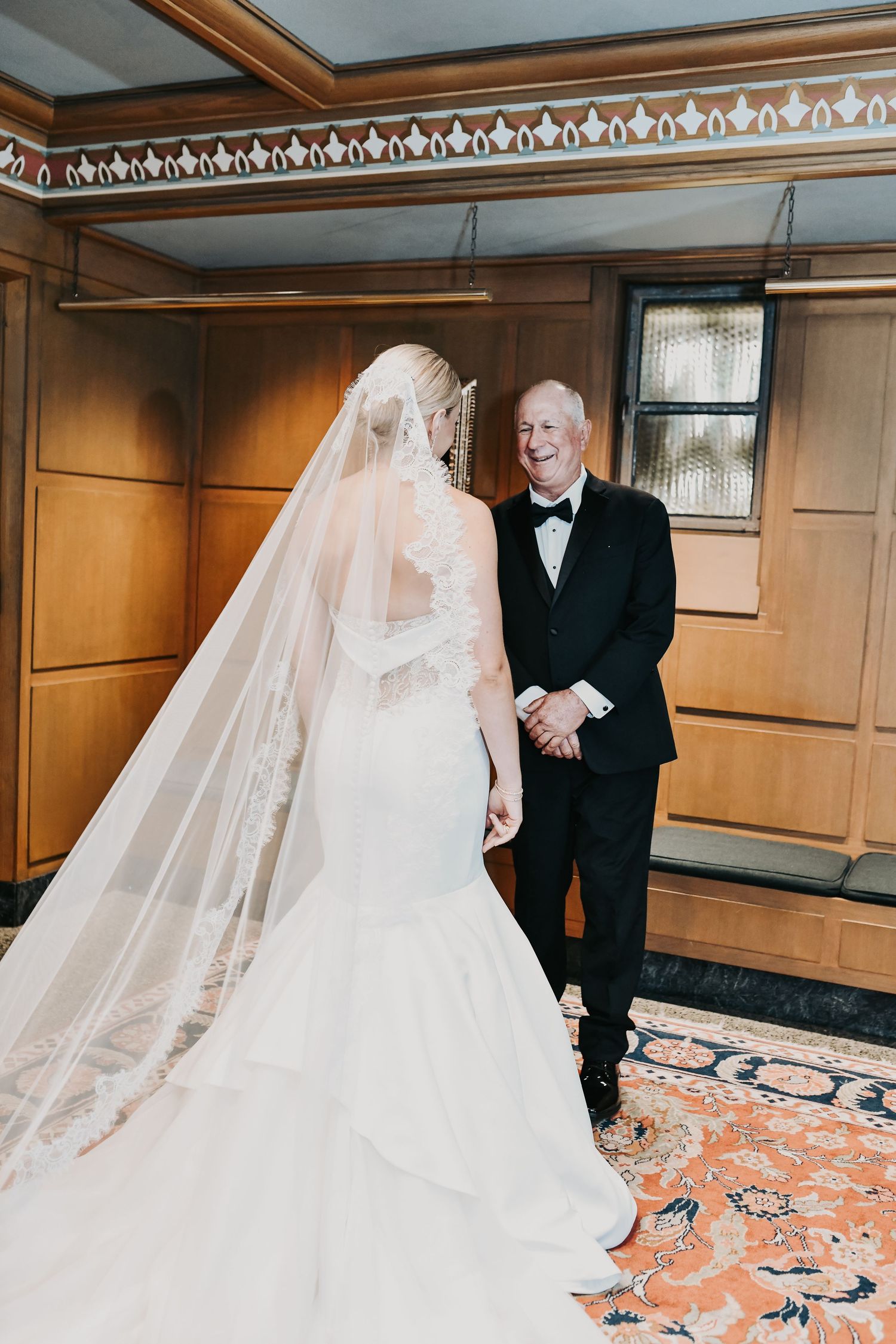 Emotional first look between Nicole and her dad before the ceremony