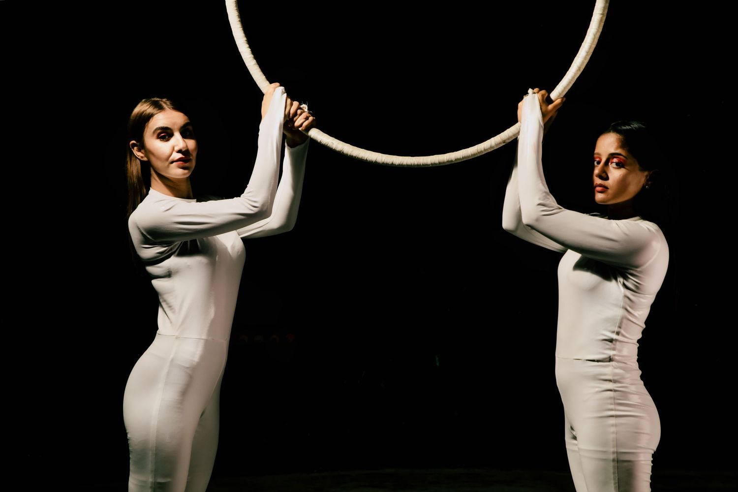 Photographe à Trois-Rivières spécialisé en portraits, photographie artistique, artistes, danse, cirque, événements, entreprises et création