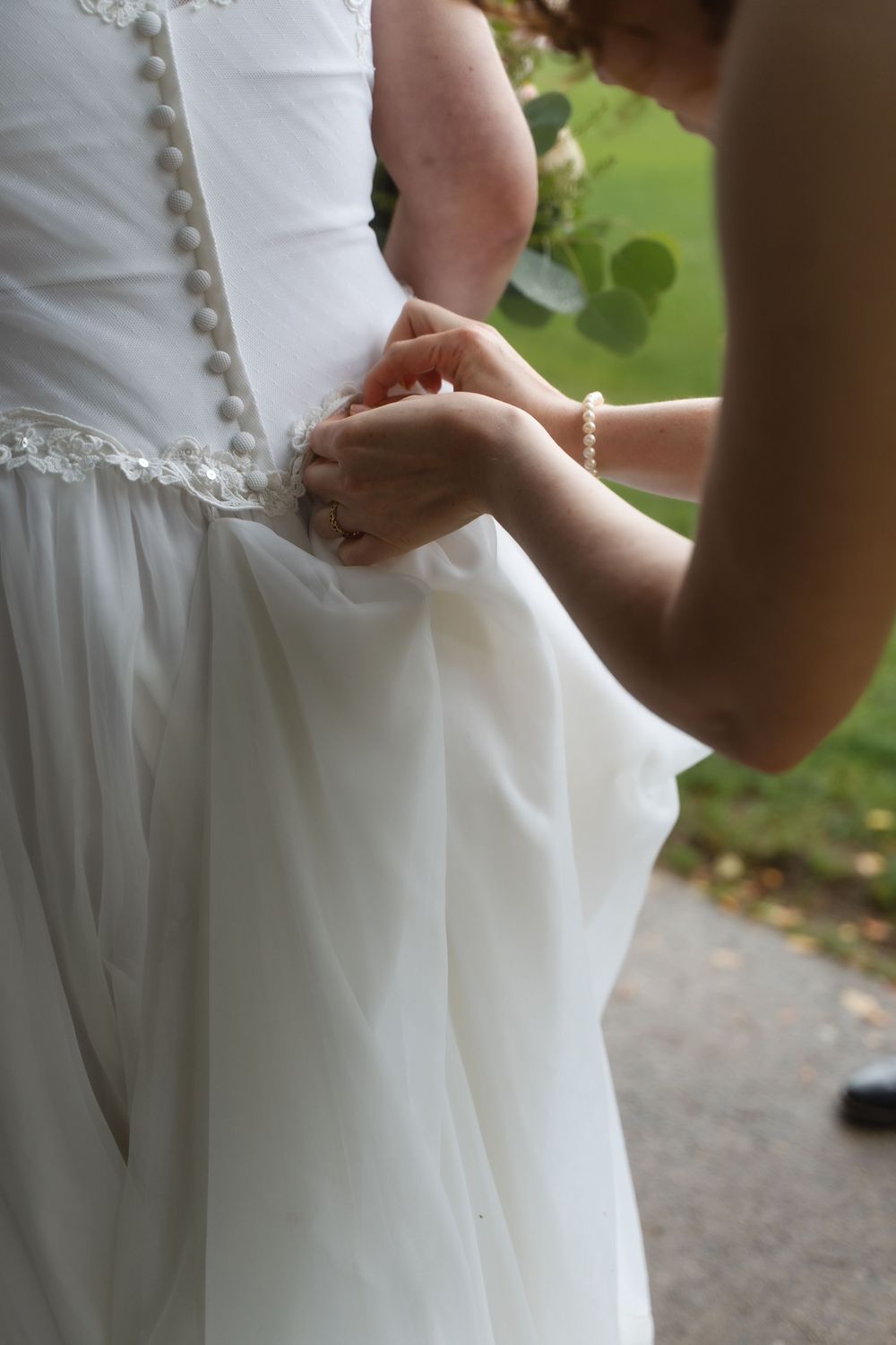 Connecticut College wedding ceremony with bride and groom and bridal party New London venue