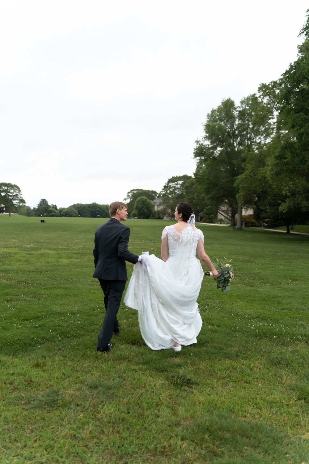 Connecticut College wedding ceremony with bride and groom and bridal party New London venue