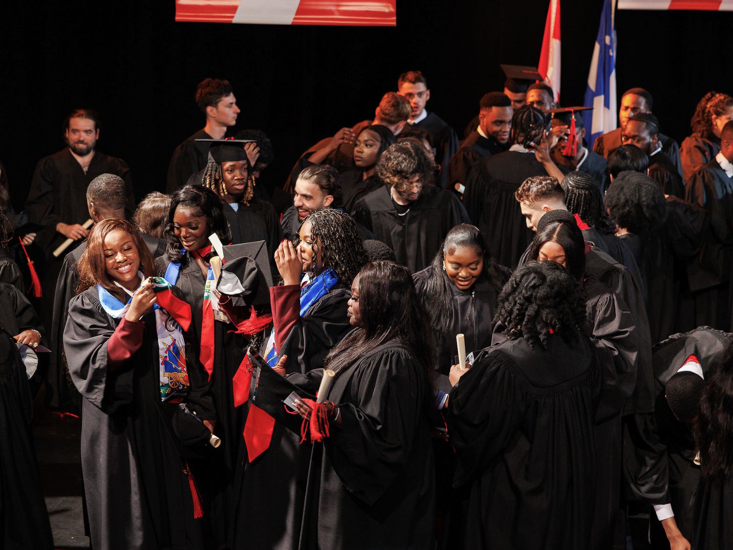 Best graduation photographer in Montreal for university students