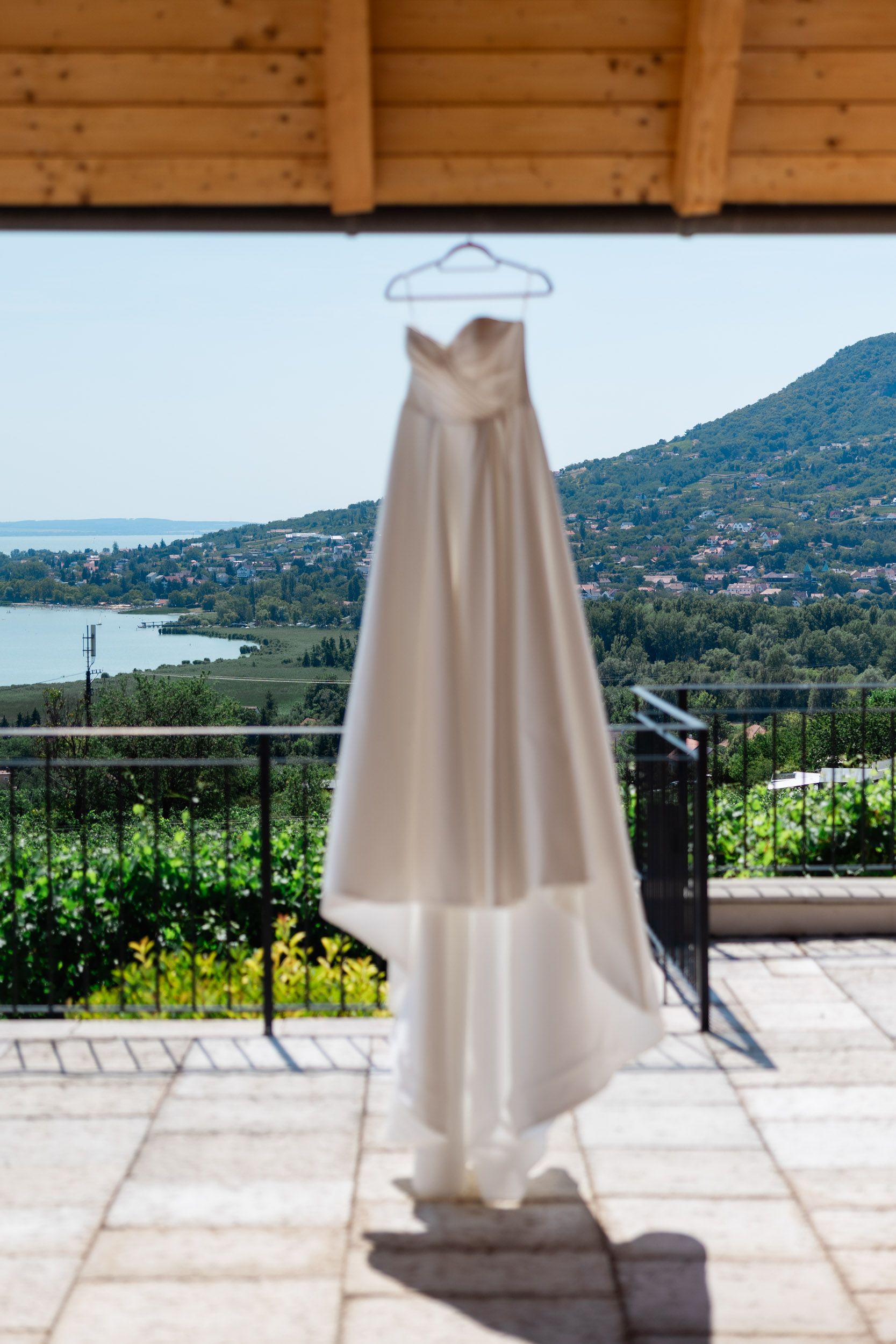 PiciSzívem wedding, Lake Balaton wedding venue - Brigi & Mario's real wedding