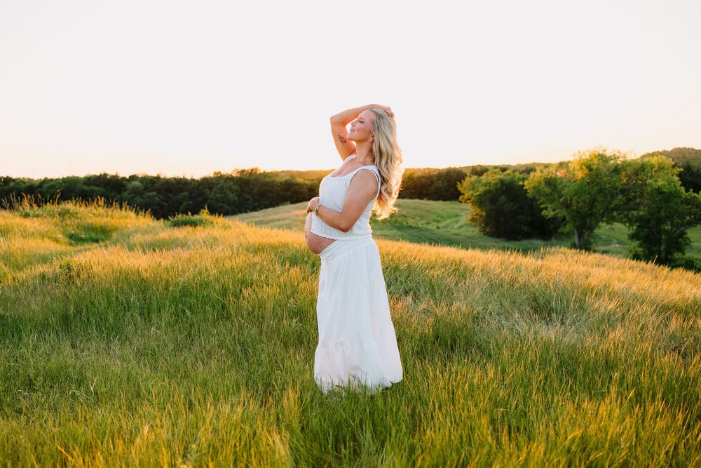Belly bump photo during a golden hour maternity session.