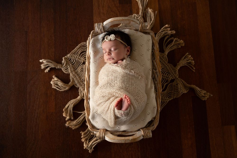 posed newborn photography