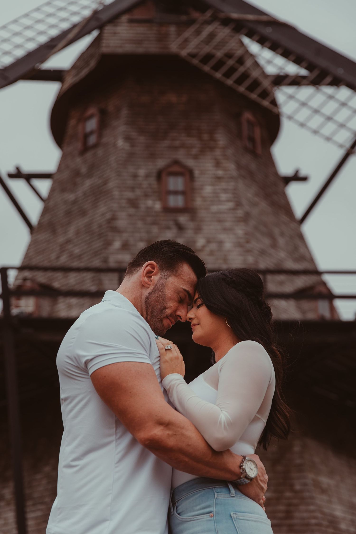 engagement session in Chicago Illinois Chicago beach photography of couples cinematic storytelling photography