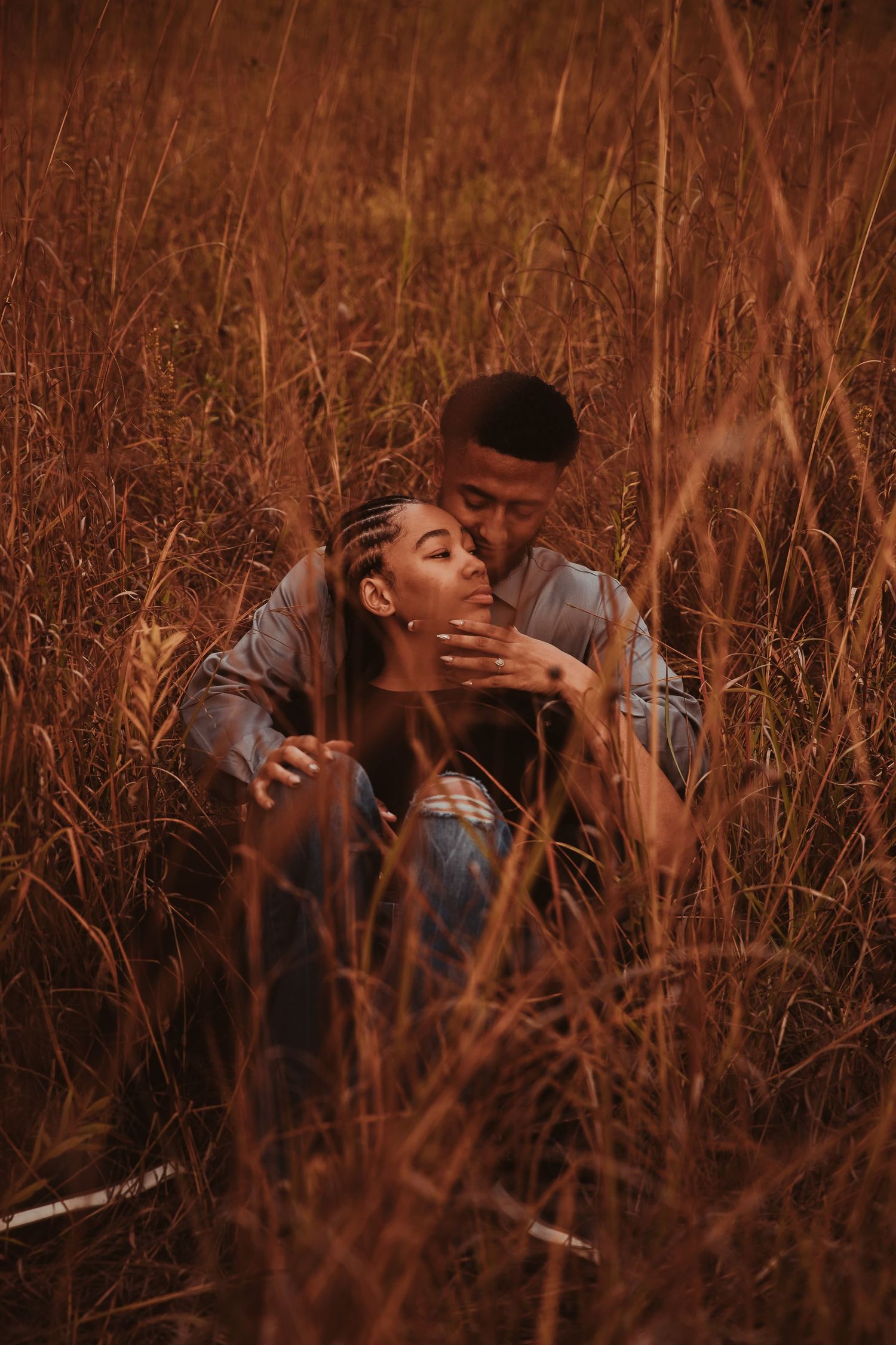 engagement session in Chicago Illinois Chicago beach photography of couples cinematic storytelling photography
