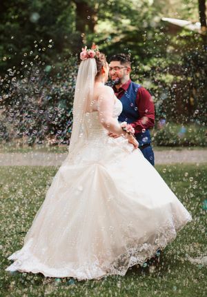 Asheville wedding photographer, NC wedding photographer, documentary style wedding photographer asheville, romantic wedding photos, elegance