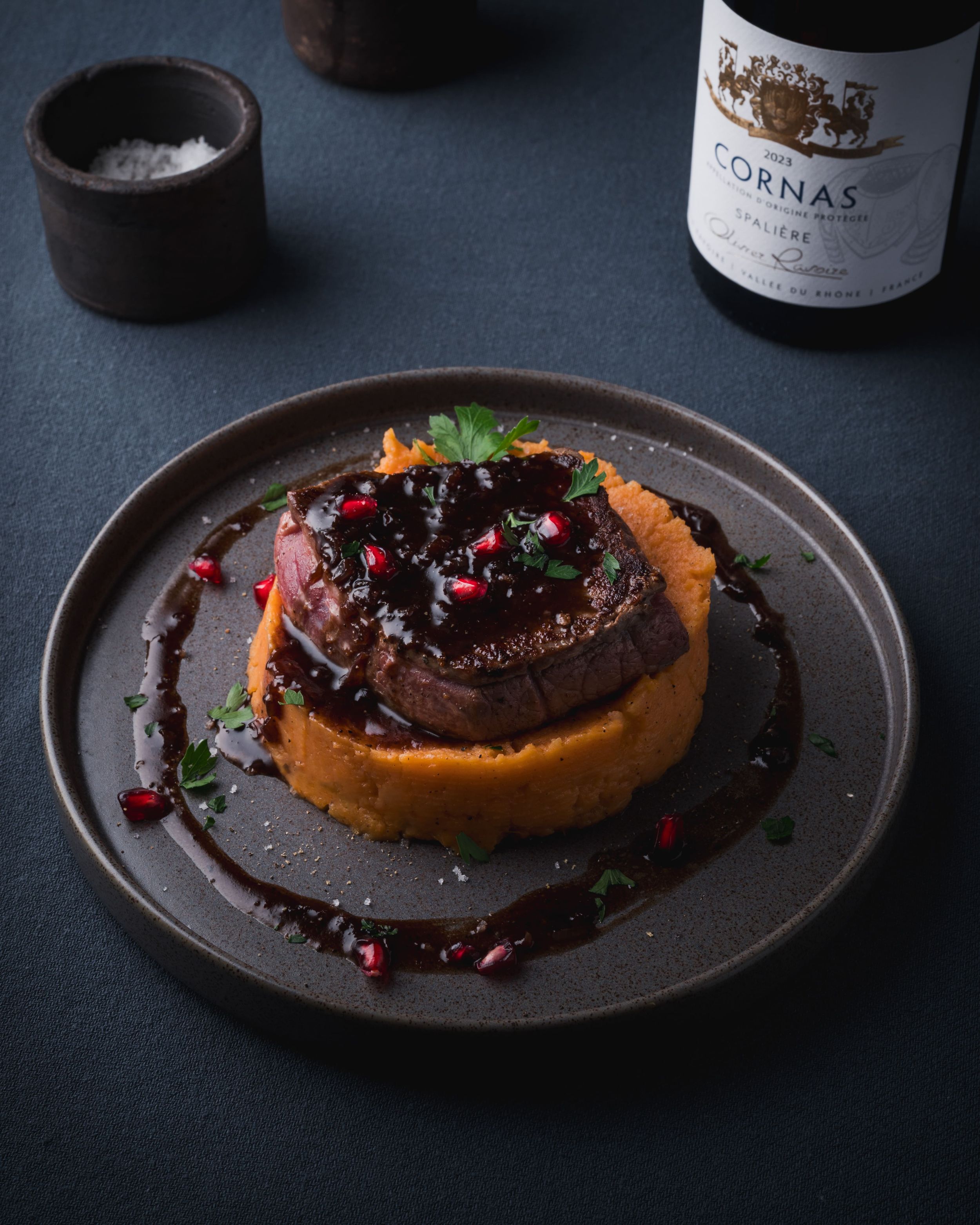 Extrait d'un shooting accord mets/vin pour le Vin Ravoire par la photographe culinaire Mélanie Rousselle