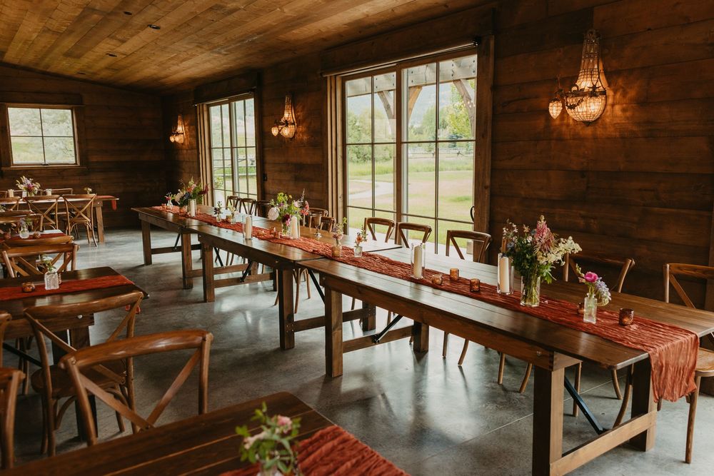Reception tables at Copper Rose Ranch in Paradise Valley captured by Livingston Wedding Photographer Sabrina Marie Photography