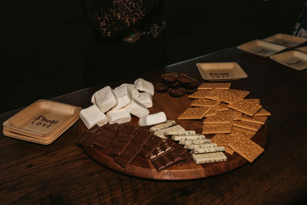 Smores at Copper Rose Ranch in Paradise Valley captured by Pray, Montana Wedding Photographer Sabrina Marie Photography