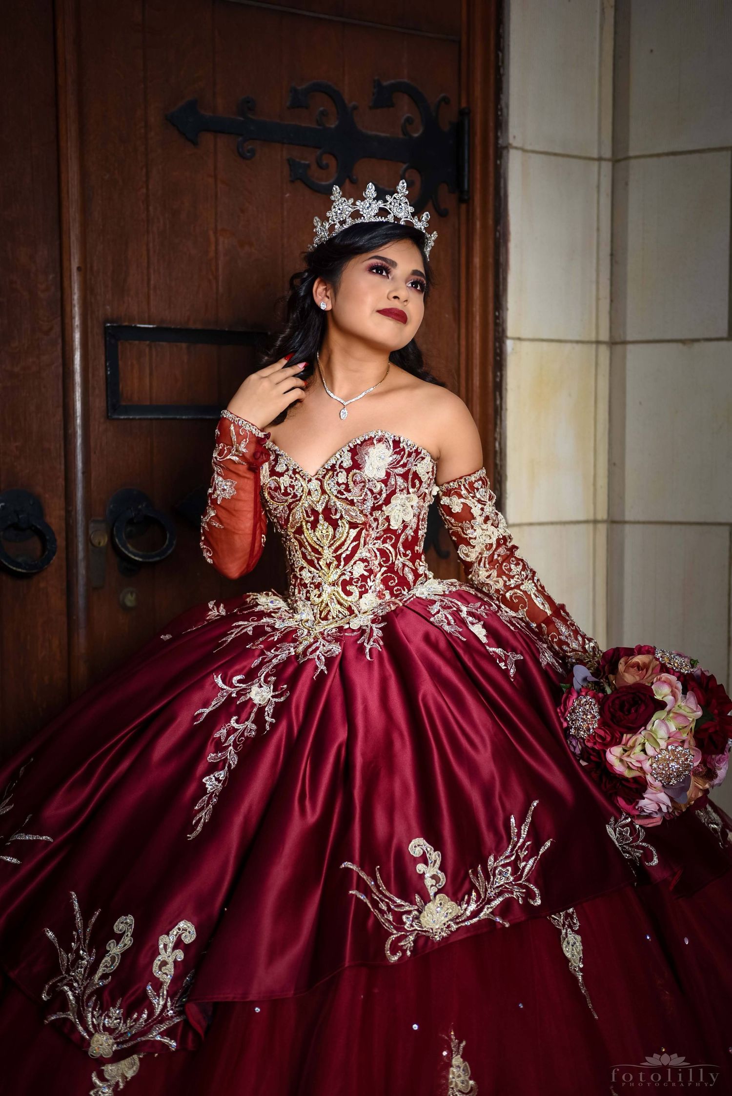 Experienced Denton Quince photographer creating timeless Quince portraits with professional photography for families across North Texas