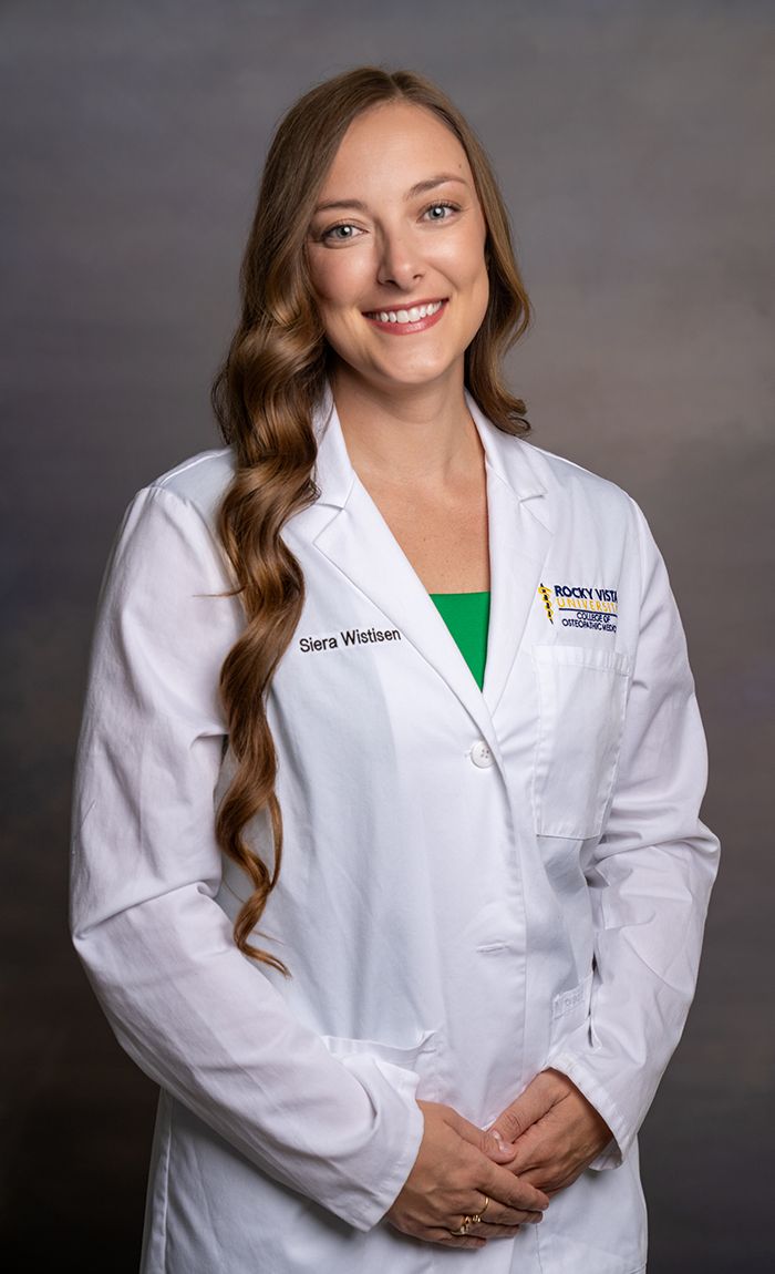 headshots-RVU-med-school-ivins-st-george-utah-professional-southern-utah-school-graduate-class-of-residency-UT