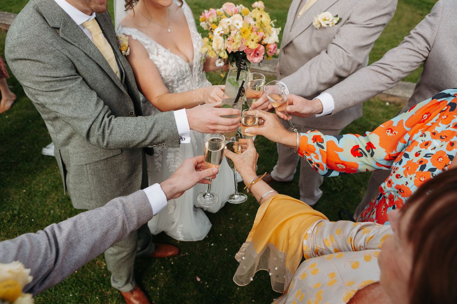 reception drinks at Chalk Barn, Wiltshire