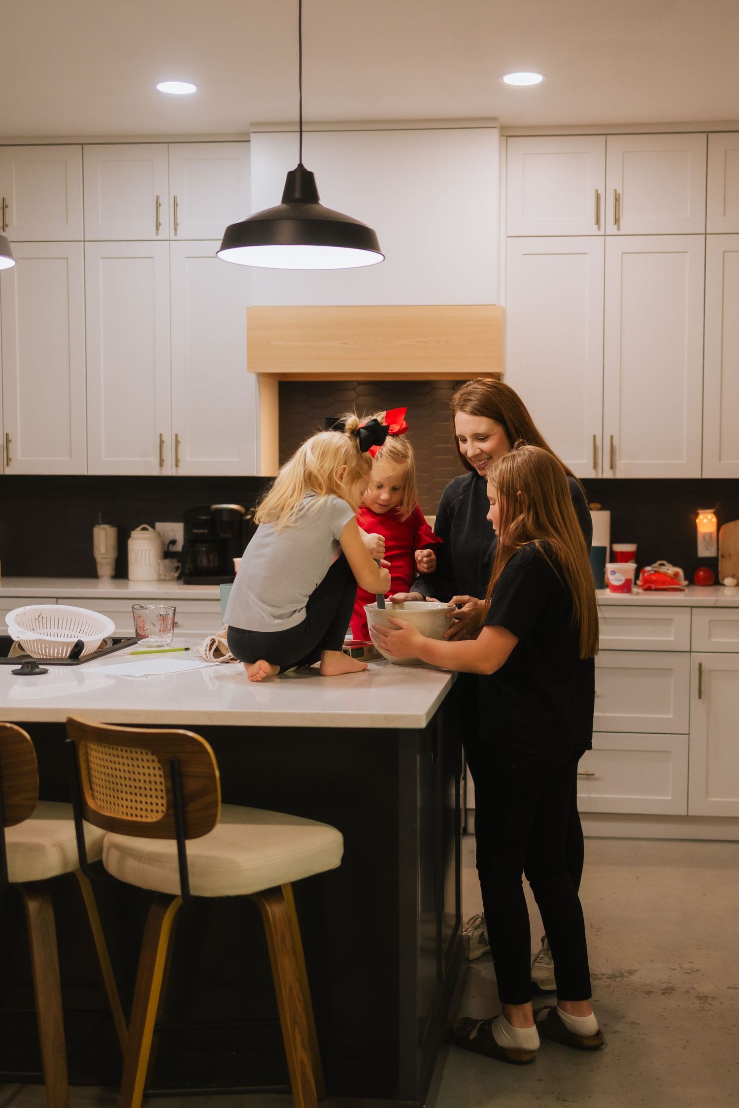 family baking brownies together in Beebe, Arkansas