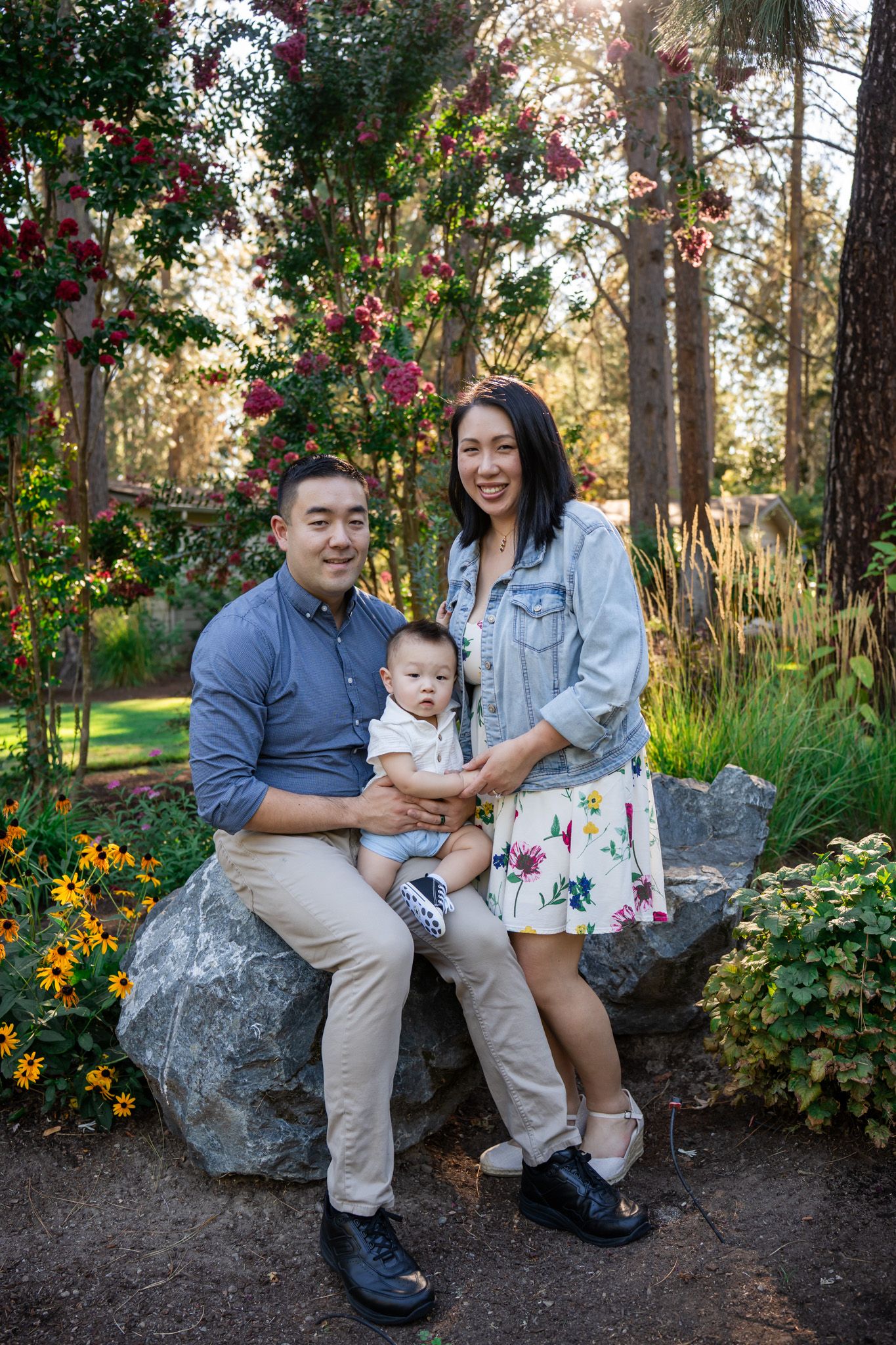 Family portrait at the park in Southern Oregon