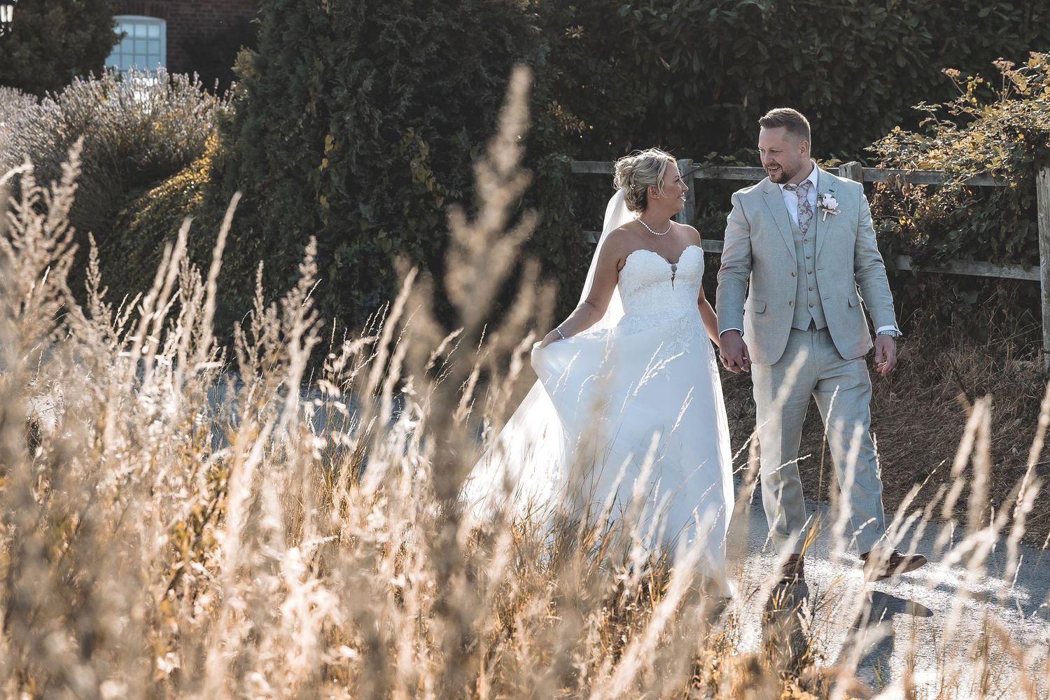 Relaxed wedding photography in the grounds of Swancar Farm Nottinghamshire