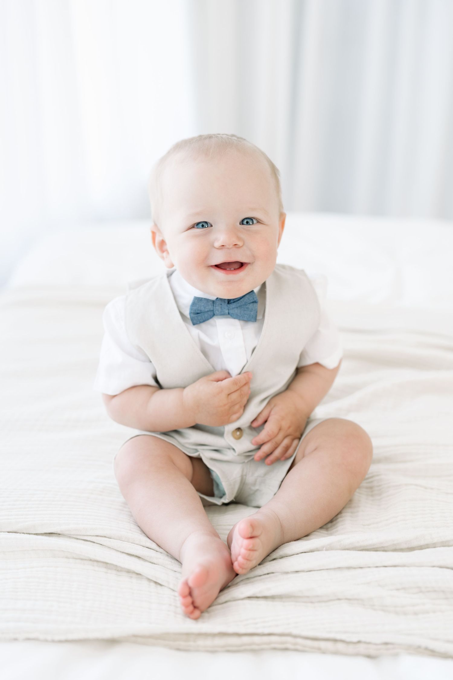 Portrait de bébé de 12 mois avant une séance Smash the Cake à Québec