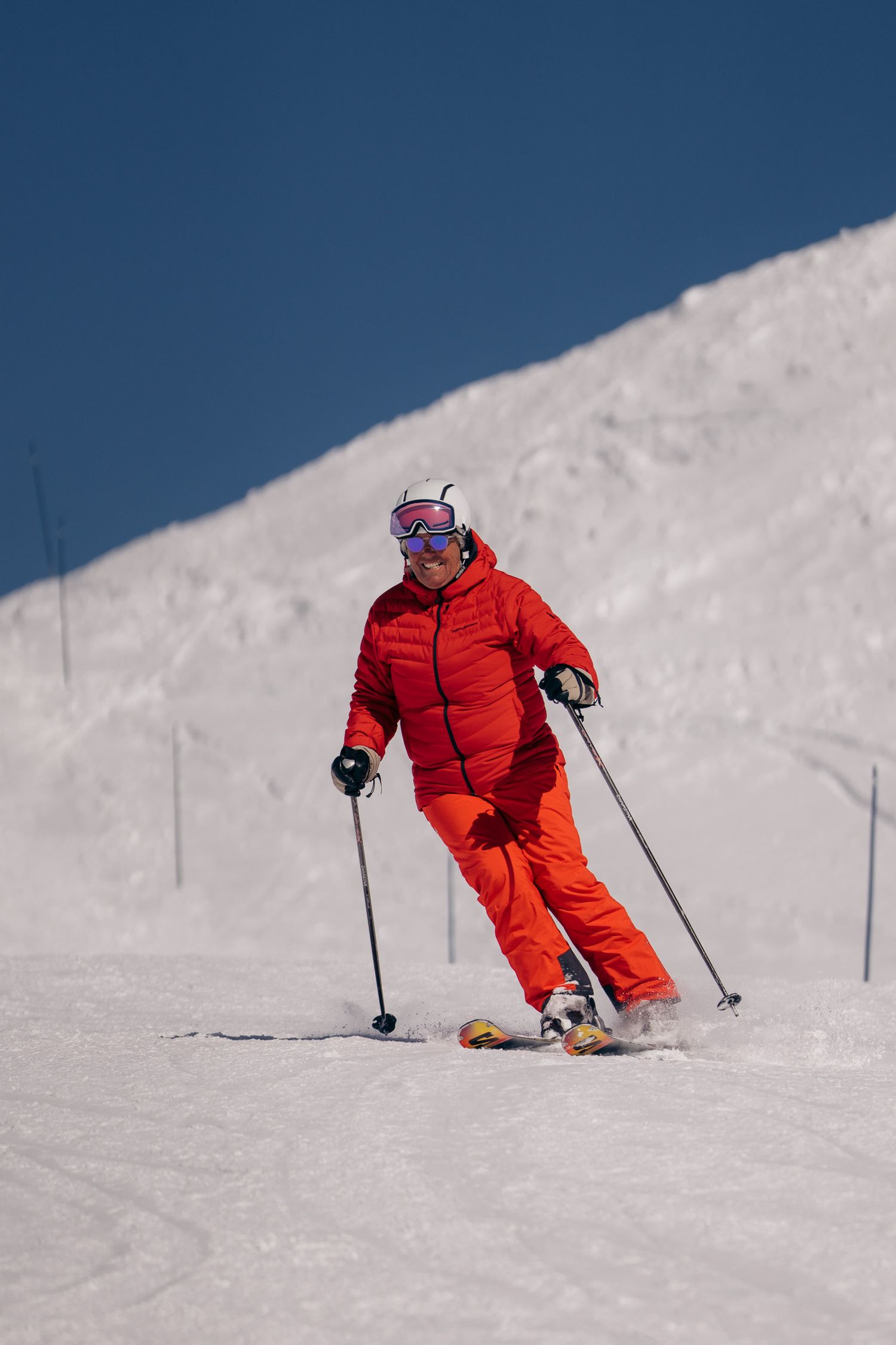 skieuse sur le domaine de la rosiere
